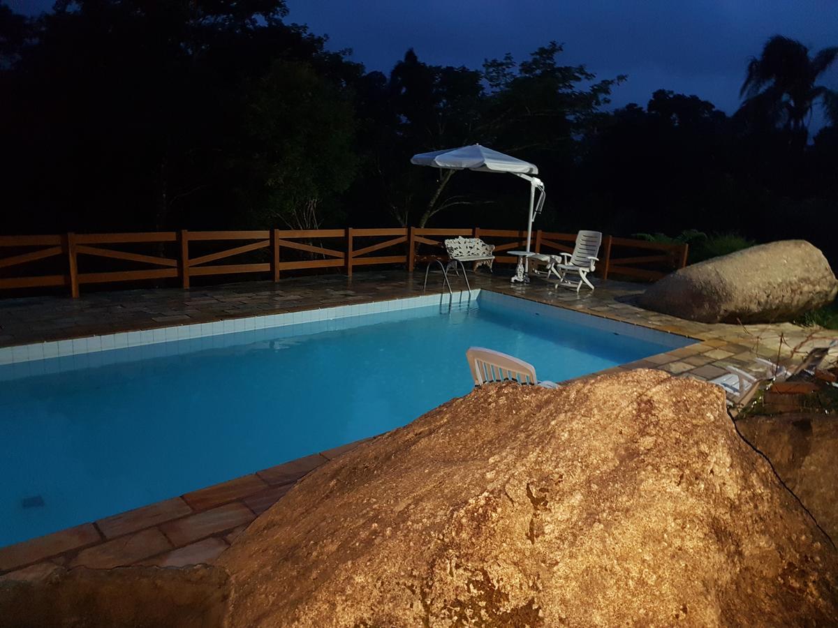 Chacara Mata Fria Com Piscina Aquecida Villa Mairipora Bagian luar foto